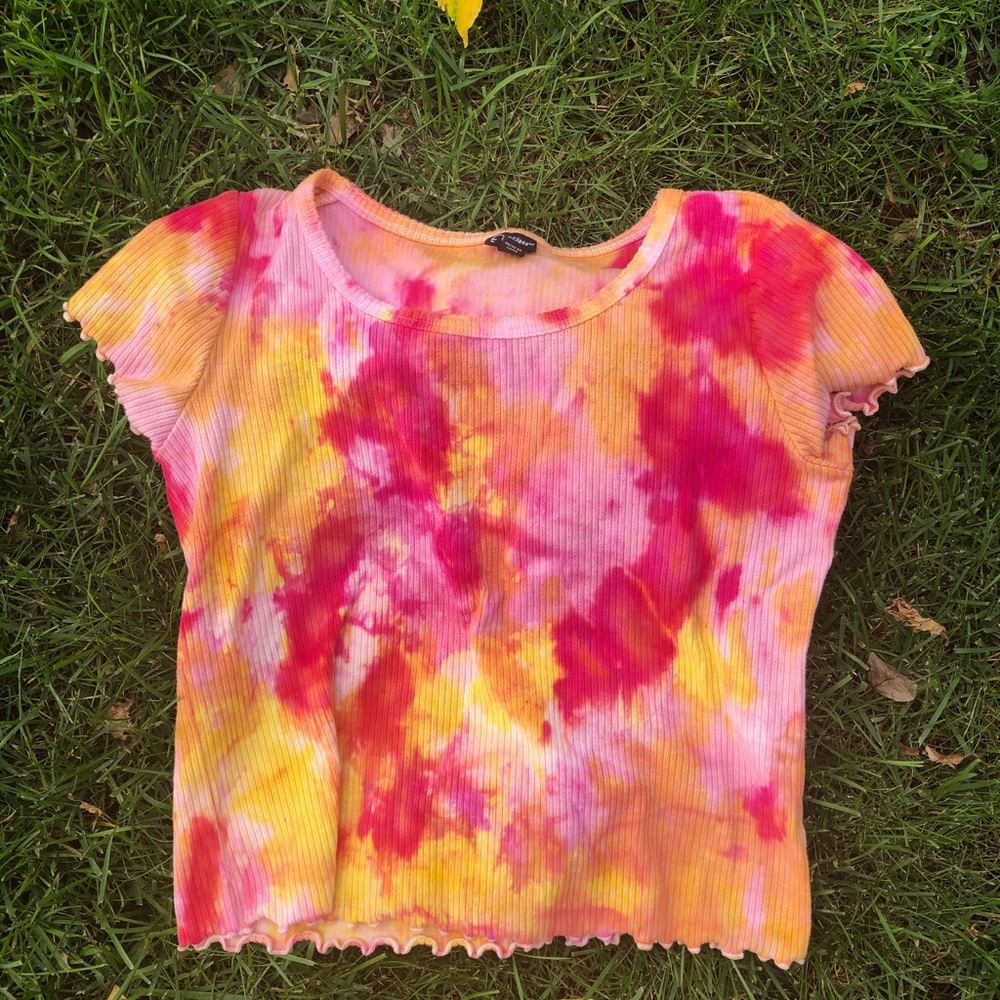 Tie Dye Cropped Shirt size XS